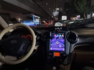 Kia Carens 2012 Black Used for Sale