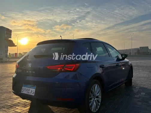 سيات ليون 2020 أزرق مستعملة للبيع - 4