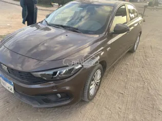 فيات تيبو 2021 أبيض مستعملة للبيع