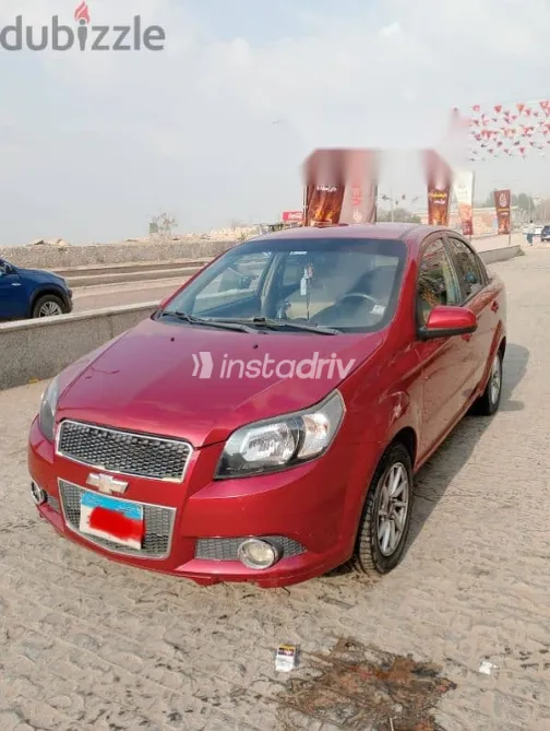 شيفروليه افيو 2015 أحمر مستعملة للبيع - 3