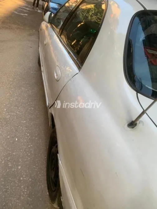 شيفروليه لانوس 2010 أبيض مستعملة للبيع - 3