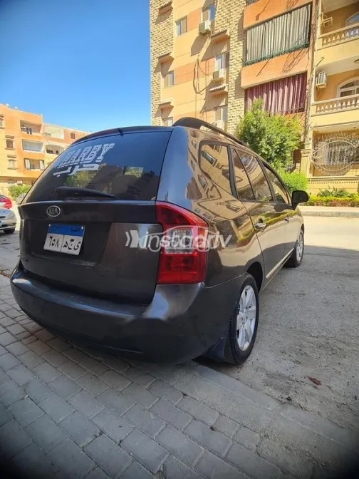 Kia Carens 2011 Mocha Used for Sale - 5