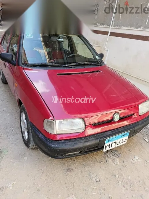 سكودا فيليشيا 1997 أحمر مستعملة للبيع - 1