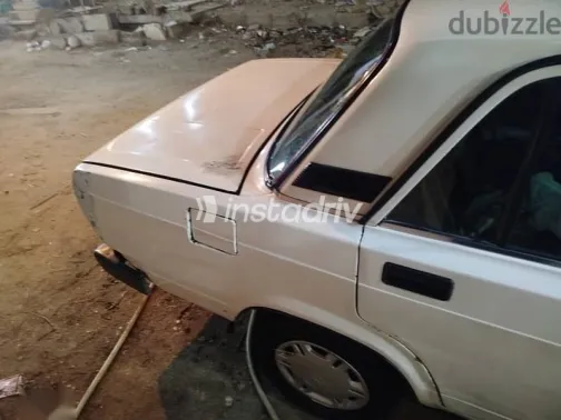 لادا 2107 2012 أبيض مستعملة للبيع - 1