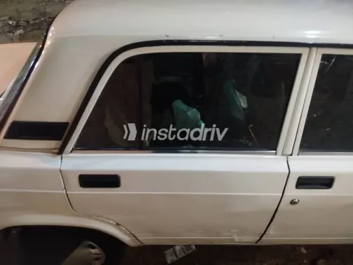 لادا 2107 2012 أبيض مستعملة للبيع - 3