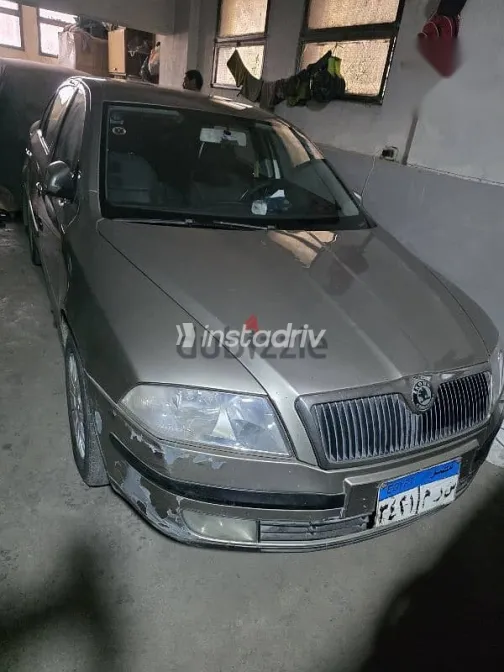 سكودا اوكتافيا 2007 ذهبي مستعملة للبيع - 1