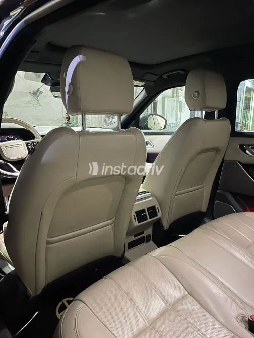 Land Rover Velar 2022 White Used for Sale - 3