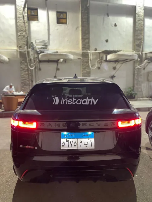 Land Rover Velar 2022 White Used for Sale - 9