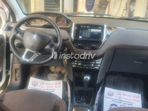 بيجو 2008 2016 أبيض مستعملة للبيع - 5