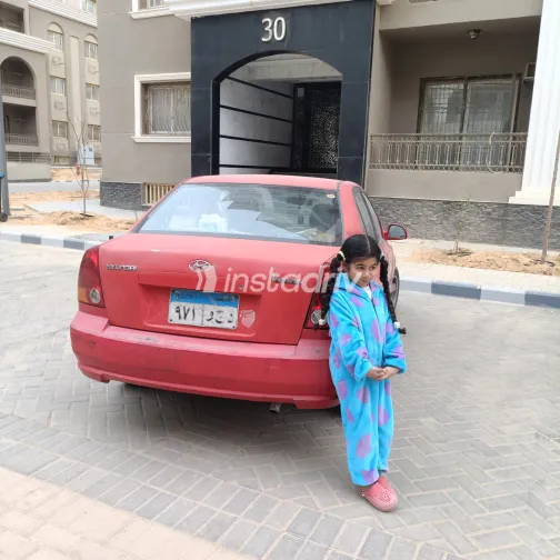 Hyundai Verna 2006 White Used for Sale - 3