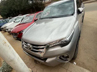 Toyota Fortuner 2018 White Used for Sale