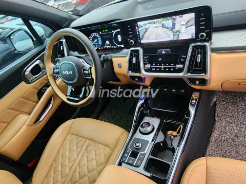 كيا سورينتو 2022 أبيض مستعملة للبيع - 4