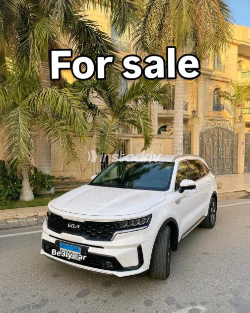 كيا سورينتو 2022 أبيض مستعملة للبيع - 7