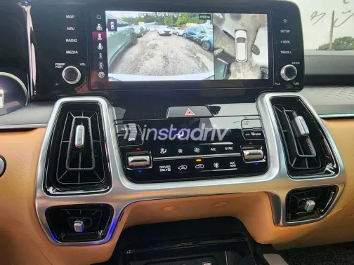 كيا سورينتو 2022 أبيض مستعملة للبيع - 8