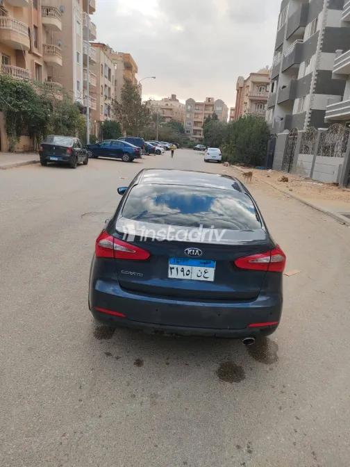 كيا سيراتو 2016 أبيض مستعملة للبيع - 5