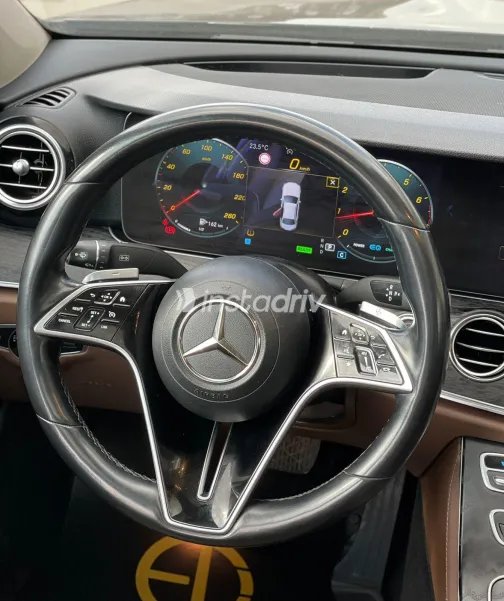 مرسيدس E 300 2021 أبيض مستعملة للبيع - 7