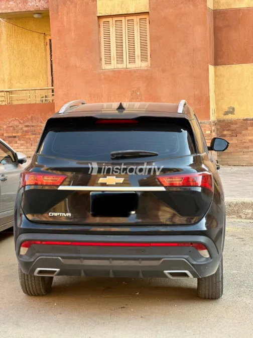 شيفروليه كابتيفا 2021 أبيض مستعملة للبيع - 2