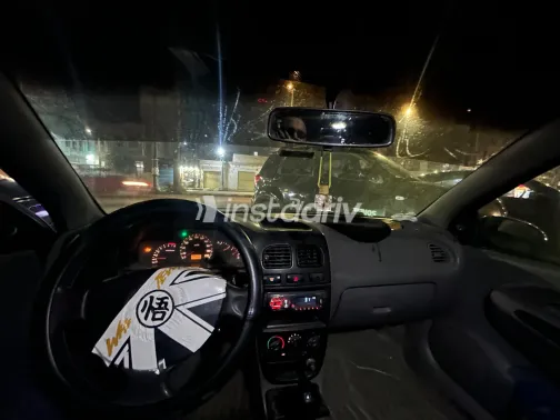 كيا ريو 2001 أبيض مستعملة للبيع - 5