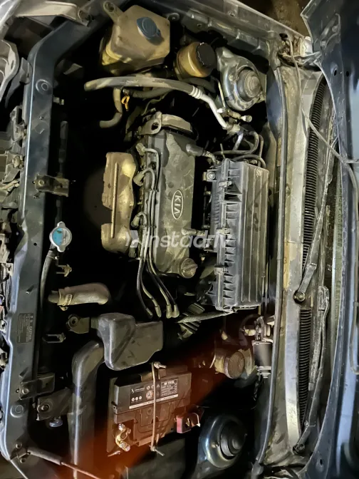 كيا ريو 2001 أبيض مستعملة للبيع - 9