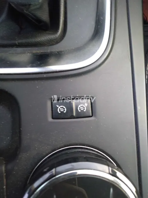 رينو ميجان 2018 أبيض مستعملة للبيع - 9