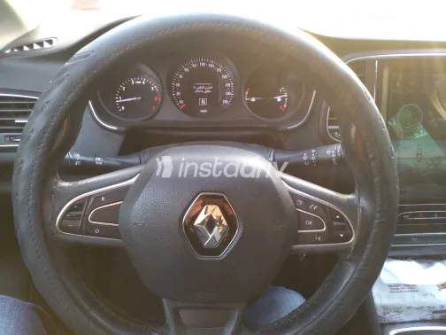 رينو ميجان 2018 أبيض مستعملة للبيع - 10