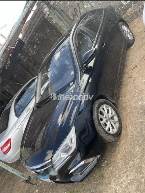 ام جى 5 2021 أبيض مستعملة للبيع - 3