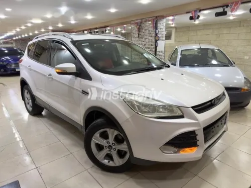 فورد كوجا 2015 أبيض مستعملة للبيع - 3