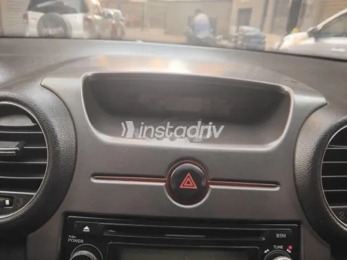 كيا كارينز 2012 أسود مستعملة للبيع - 3