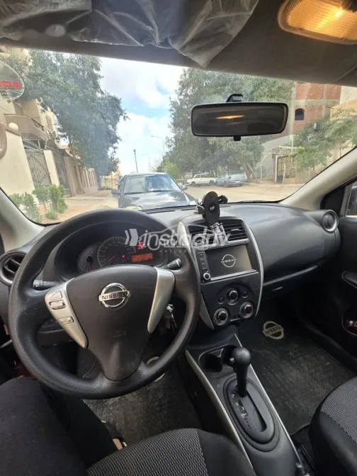 Nissan Sunny 2022 Red Used for Sale - 5