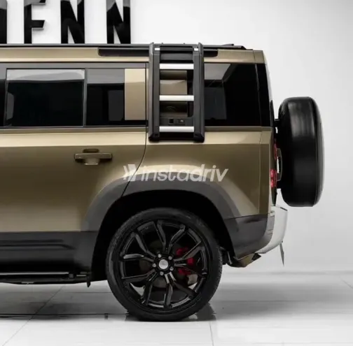 لاند روفر ديفندر 2021 أبيض مستعملة للبيع - 1