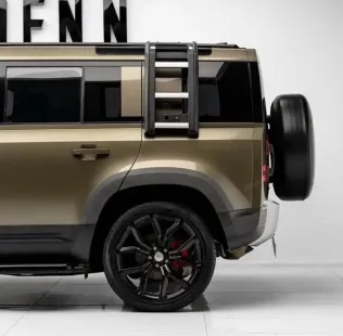 لاند روفر ديفندر 2021 أبيض مستعملة للبيع