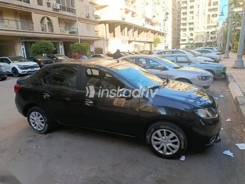 رينو لوجان 2017 أسود مستعملة للبيع - 2