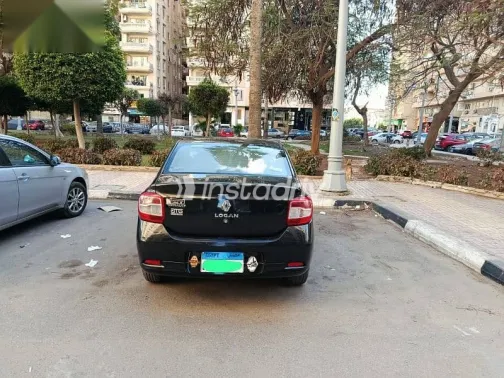 رينو لوجان 2017 أسود مستعملة للبيع - 7