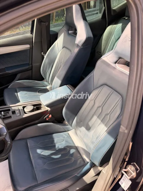 كوبرا فورمينتور 2022 أبيض مستعملة للبيع - 1