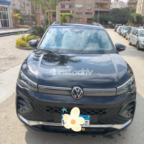Volkswagen Tiguan 2024 White Used for Sale - 4