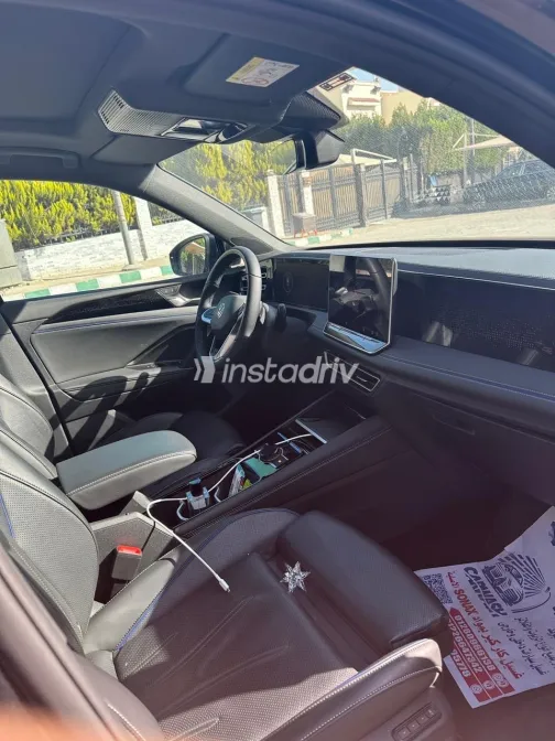 Volkswagen Tiguan 2024 White Used for Sale - 5