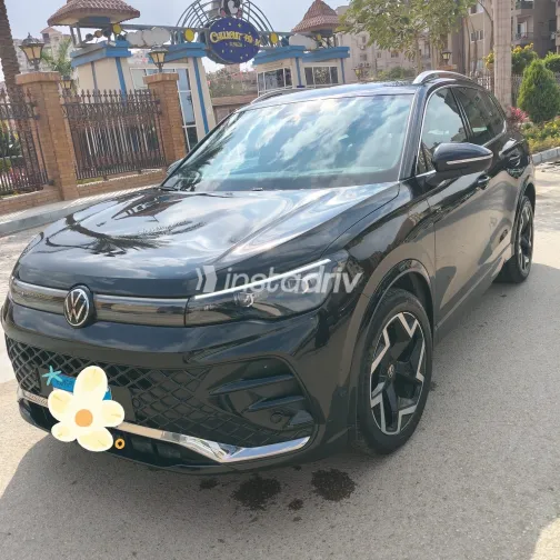 Volkswagen Tiguan 2024 White Used for Sale - 6