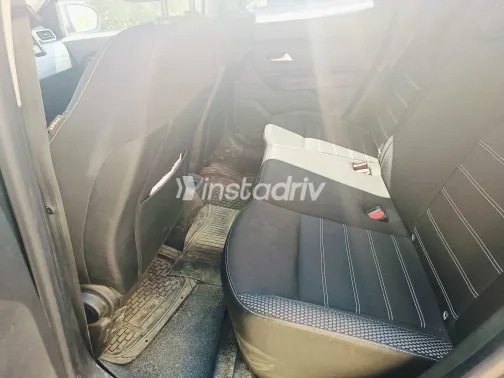 Renault Duster 2019 White Used for Sale - 8