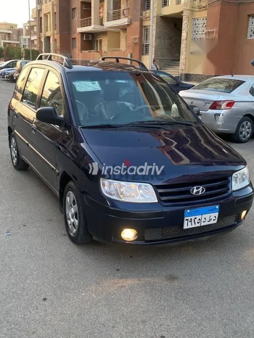 هيونداي ماتريكس 2006 أزرق غامق مستعملة للبيع - 2