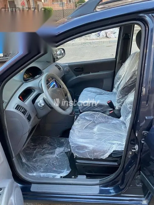 هيونداي ماتريكس 2006 أزرق غامق مستعملة للبيع - 4