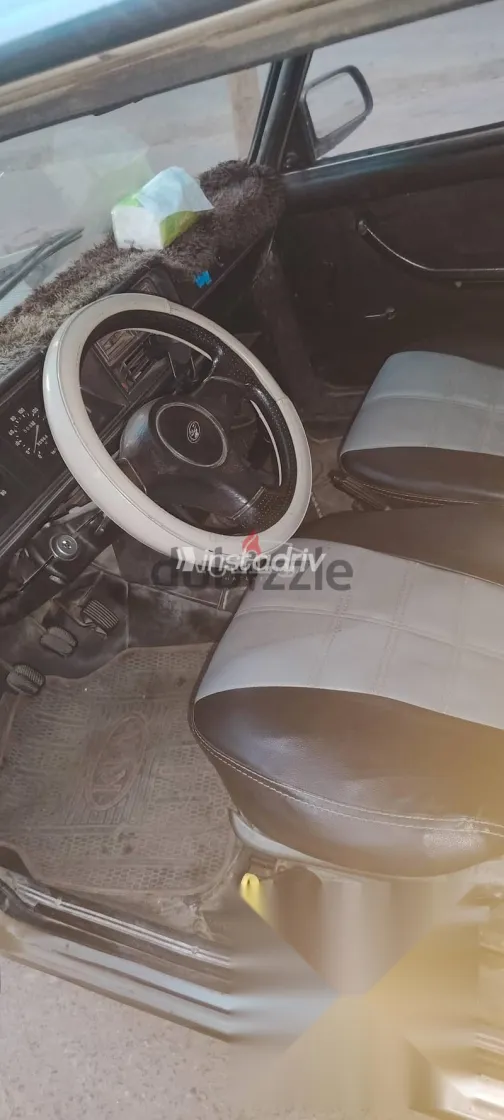 Lada 2017 2008 Silver Used for Sale - 5