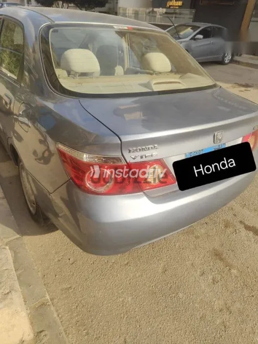 هوندا سيتى 2006 أزرق غامق مستعملة للبيع - 3