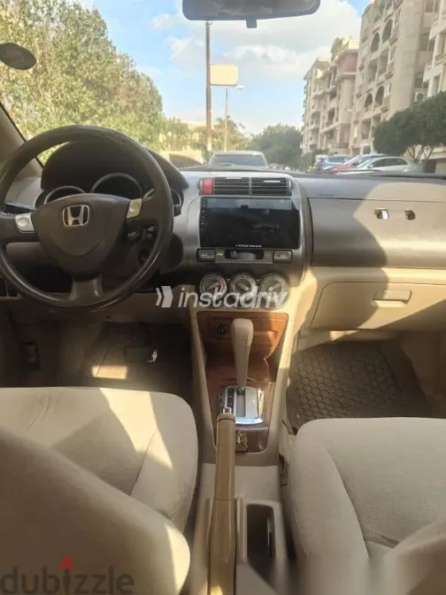 هوندا سيتى 2006 أزرق غامق مستعملة للبيع - 5