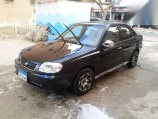 هيونداي فيرنا 2010 أسود مستعملة للبيع