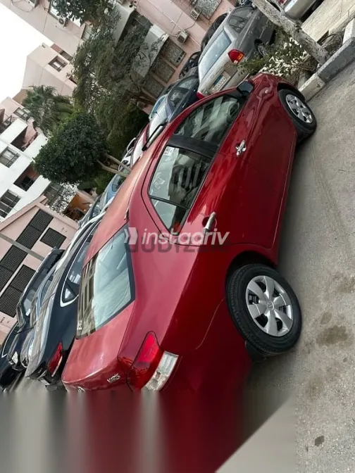 تويوتا ياريس 2008 أحمر مستعملة للبيع - 4