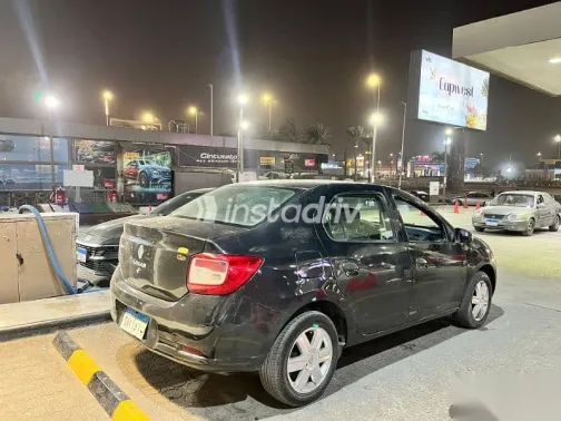 Renault Logan 2016 Black Used for Sale - 4