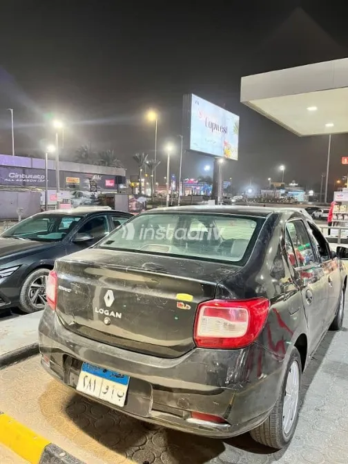 Renault Logan 2016 Black Used for Sale - 5