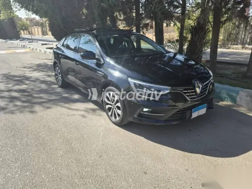 رينو ميجان 2023 أسود مستعملة للبيع - 1