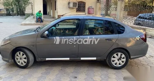 رينو سيمبول 2010 فضي مستعملة للبيع - 2