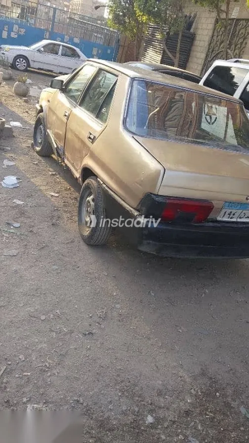 فيات ريجاتا 1968 ذهبي مستعملة للبيع - 3